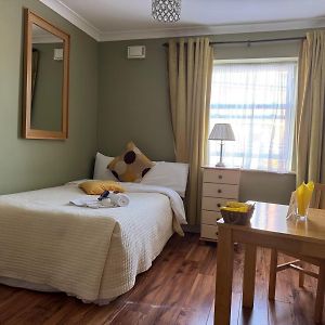 Kamer met een King Size Bed